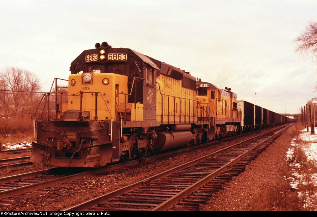 w/b C&NW Empty Coal Cars Train